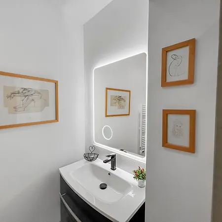 Nid Douillet Au Coeur D'uzes * Uzès