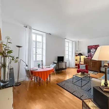 דירה Le Cocon D'uzes I Elegance & Serenite *