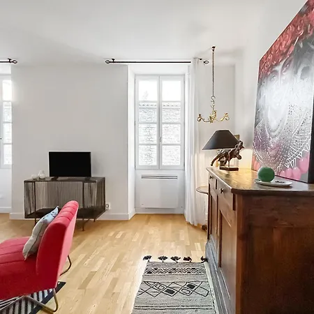 Le Cocon D'uzes I Elegance & Serenite דירה