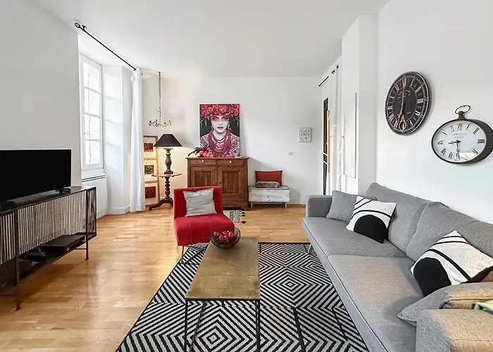 Διαμέρισμα Le Cocon D'uzes I Elegance & Serenite *